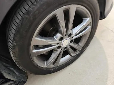 2014 Mercedes-Benz E 220 VIN: