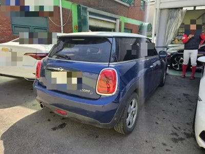 2016 MINI Cooper VIN: