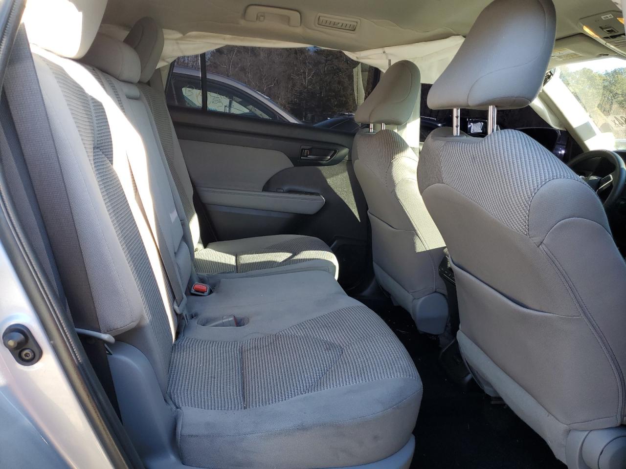 2022 TOYOTA HIGHLANDER L VIN:5TDBZRBHXNS579850