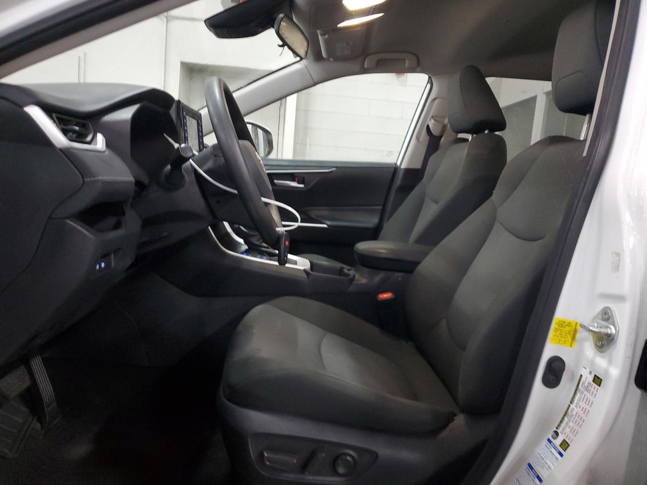 2022 TOYOTA RAV4 XLE VIN:2T3P1RFV6NW264152