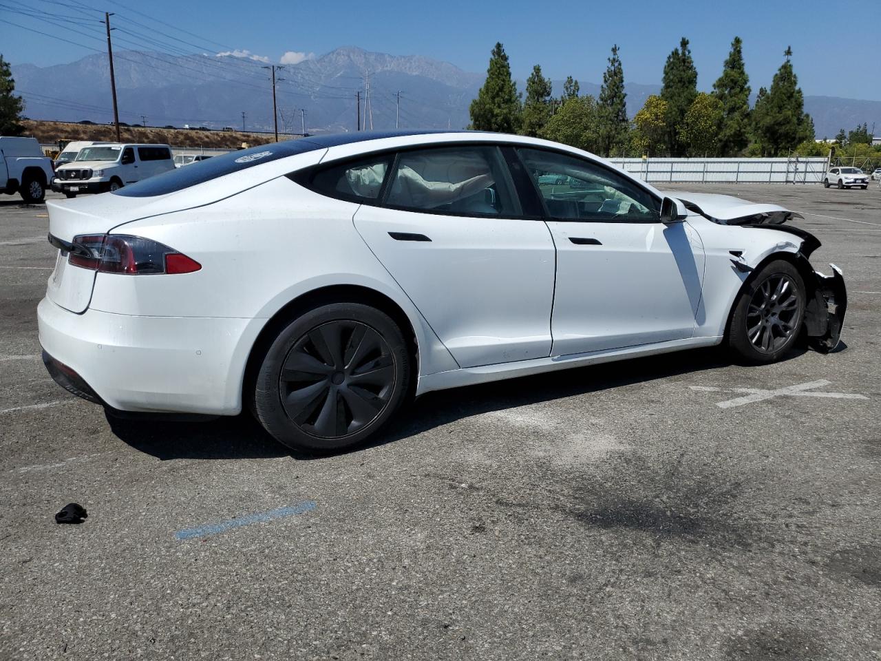 2022 TESLA MODEL S  VIN:5YJSA1E58NF463285
