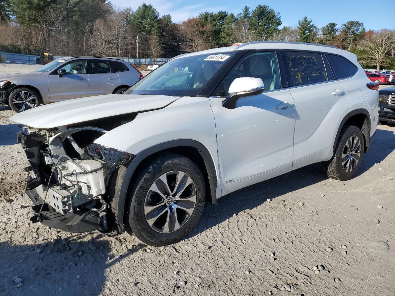 2022 TOYOTA HIGHLANDER HYBRID XLE VIN:5TDHBRCHXNS538969