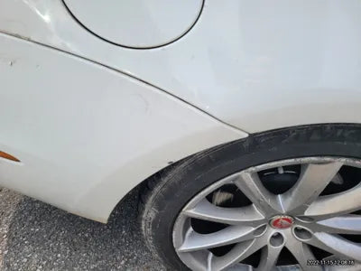 2016 Jaguar XJ SAJAA229XGNV99979 VIN:SAJAA229XGNV99979