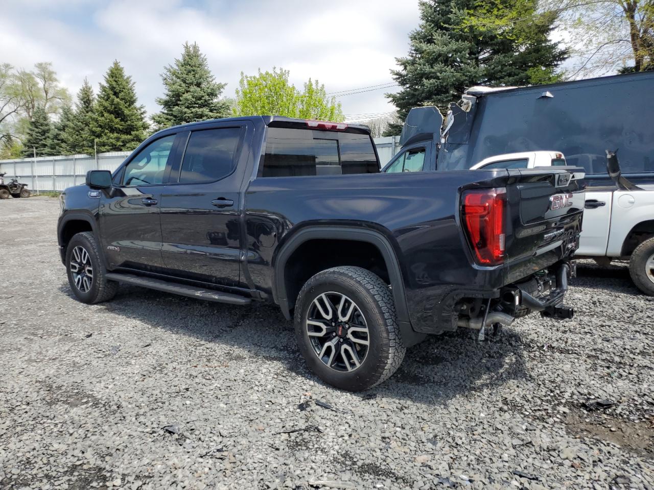 2023 GMC SIERRA K1500 AT4 VIN:1GTUUEE87PZ123379