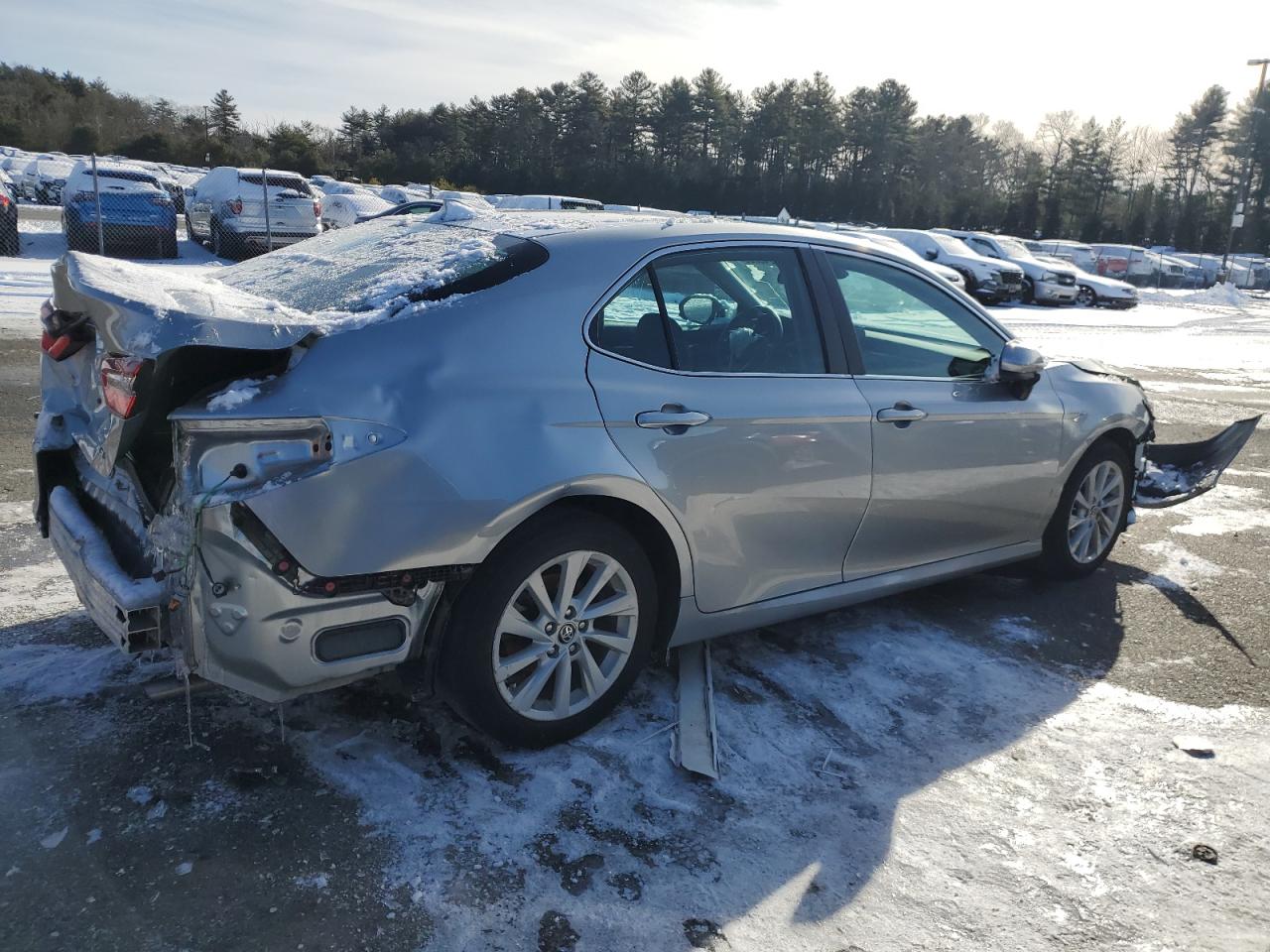 2022 TOYOTA CAMRY LE VIN:4T1C11AKXNU635741