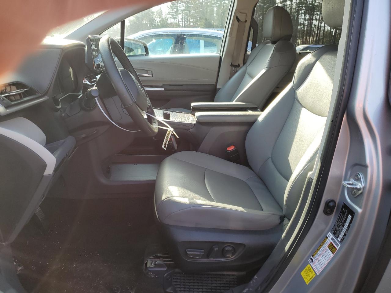 2023 TOYOTA SIENNA XLE VIN:5TDYRKEC1PS156966