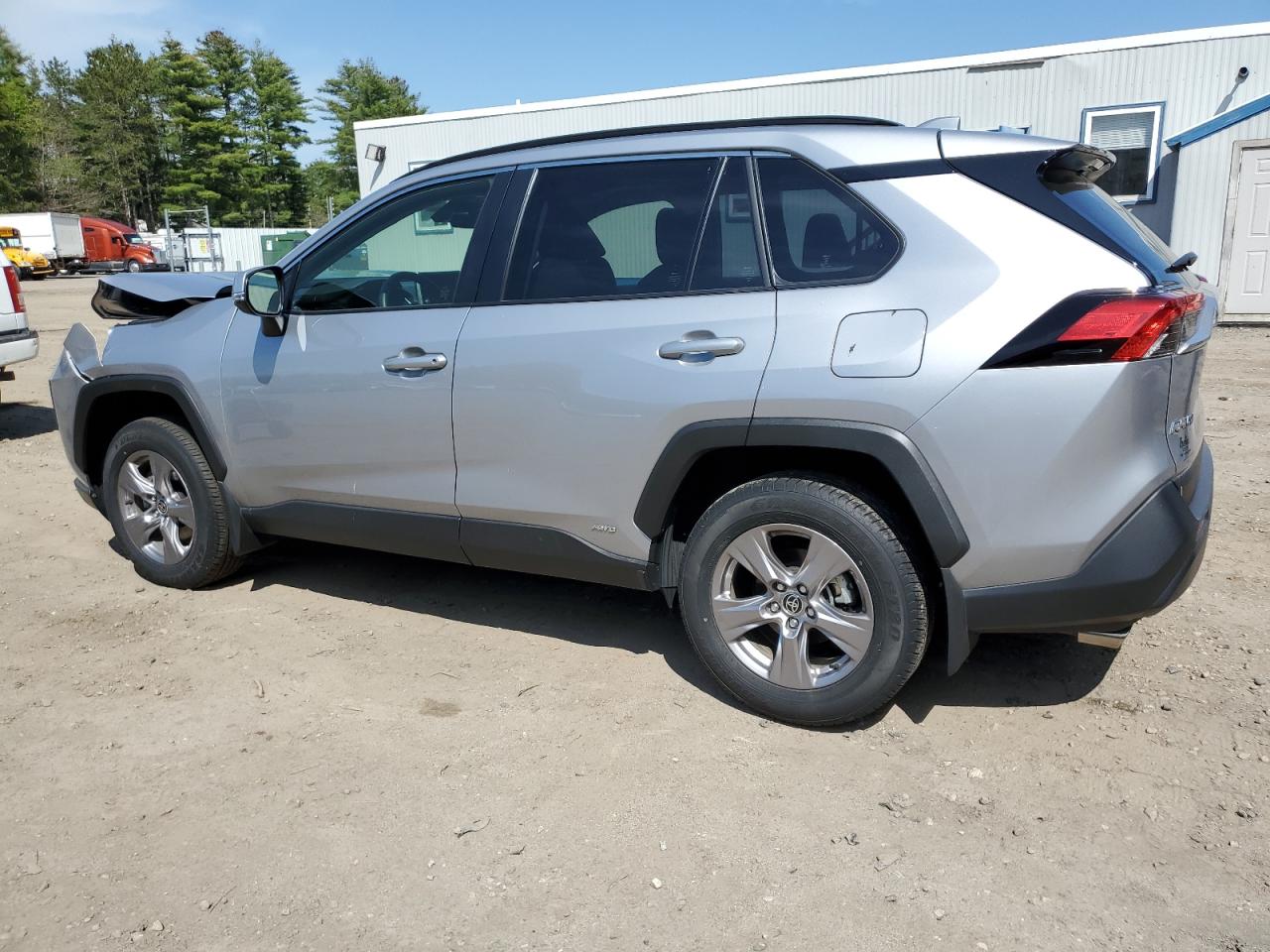 2023 TOYOTA RAV4 XLE VIN:JTMRWRFV0PD172173