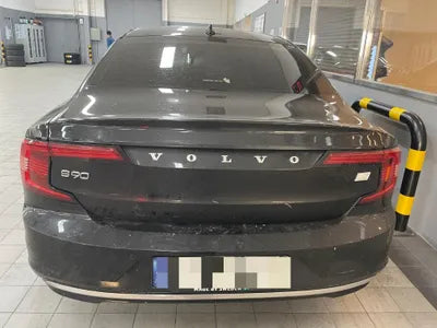 2020 Volvo S90 VIN: