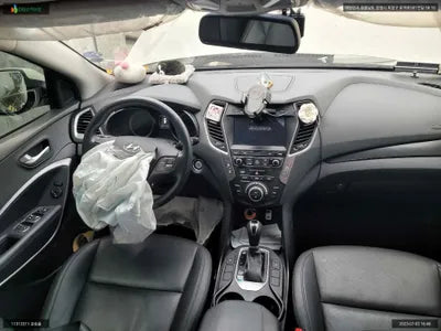 2016 Hyundai Santa FE KMHSW81UBGU663077 VIN:KMHSW81UBGU663077