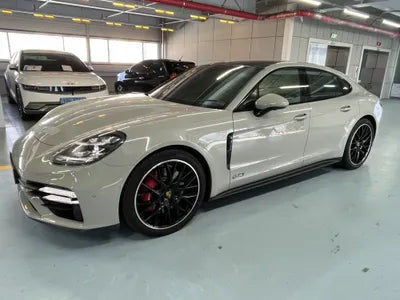 2022 Porsche Panamera VIN: