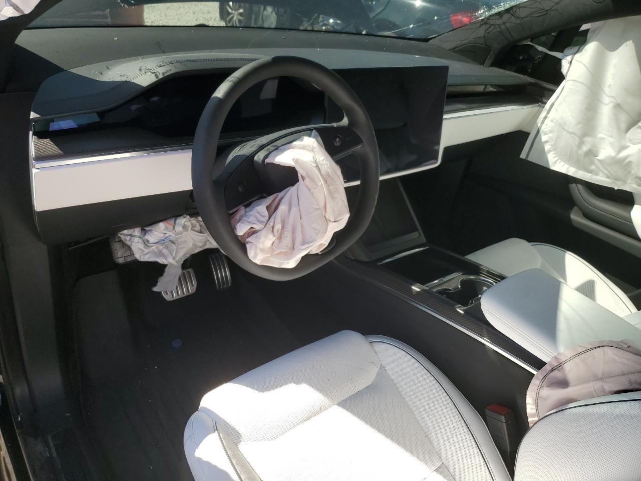 2023 TESLA MODEL X  VIN:7SAXCBE63PF405718