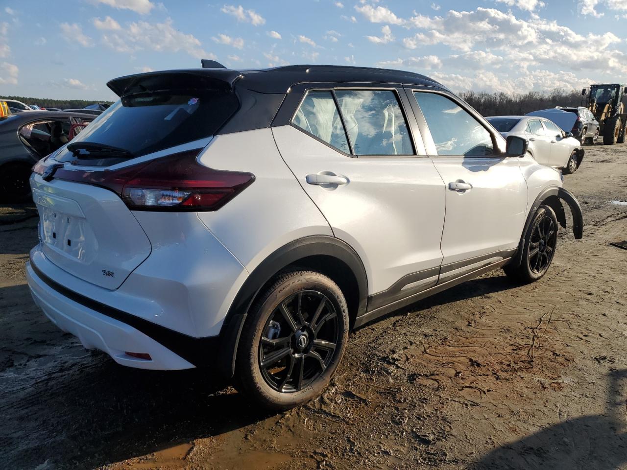 2024 NISSAN KICKS SR VIN:3N1CP5DV9RL545600