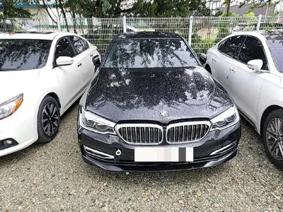 2018 BMW 520 VIN: