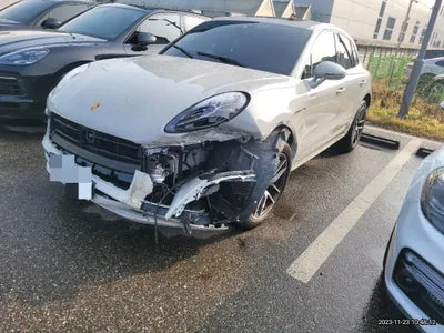 2023 Porsche Macan VIN: