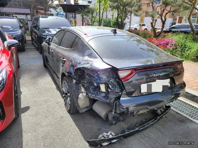 2018 Kia Stinger KNAE351ABJS023182 VIN:KNAE351ABJS023182