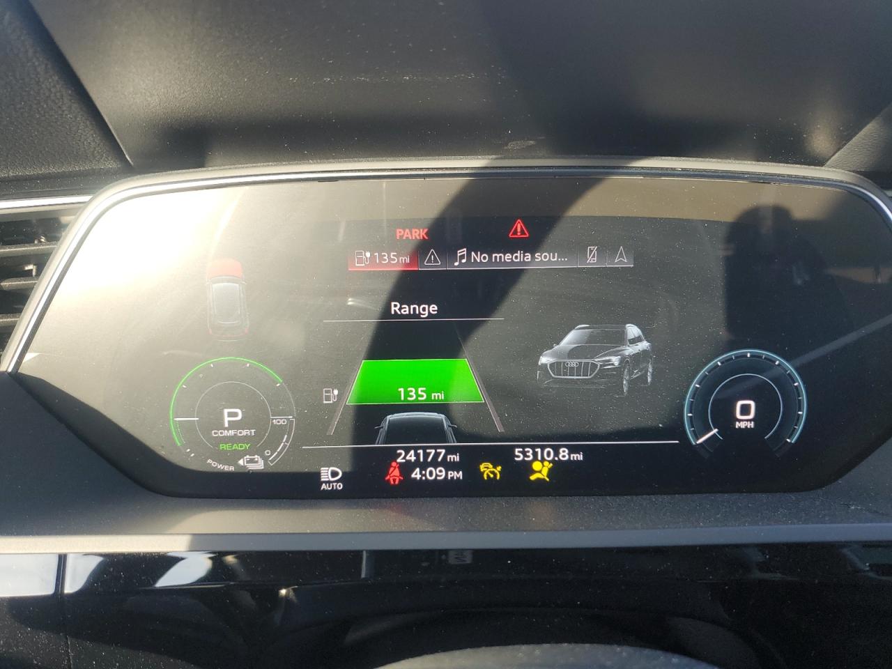 2022 AUDI E-TRON PREMIUM VIN:WA1AAAGE7NB043670