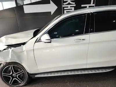 2022 Mercedes-Benz GLC 300 VIN: