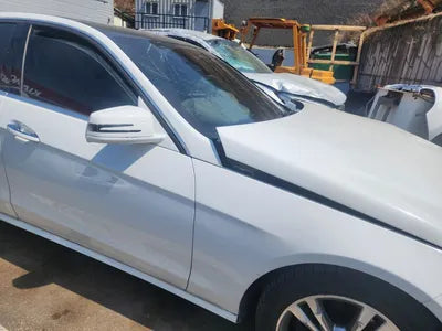 2015 Mercedes-Benz E 220 VIN: