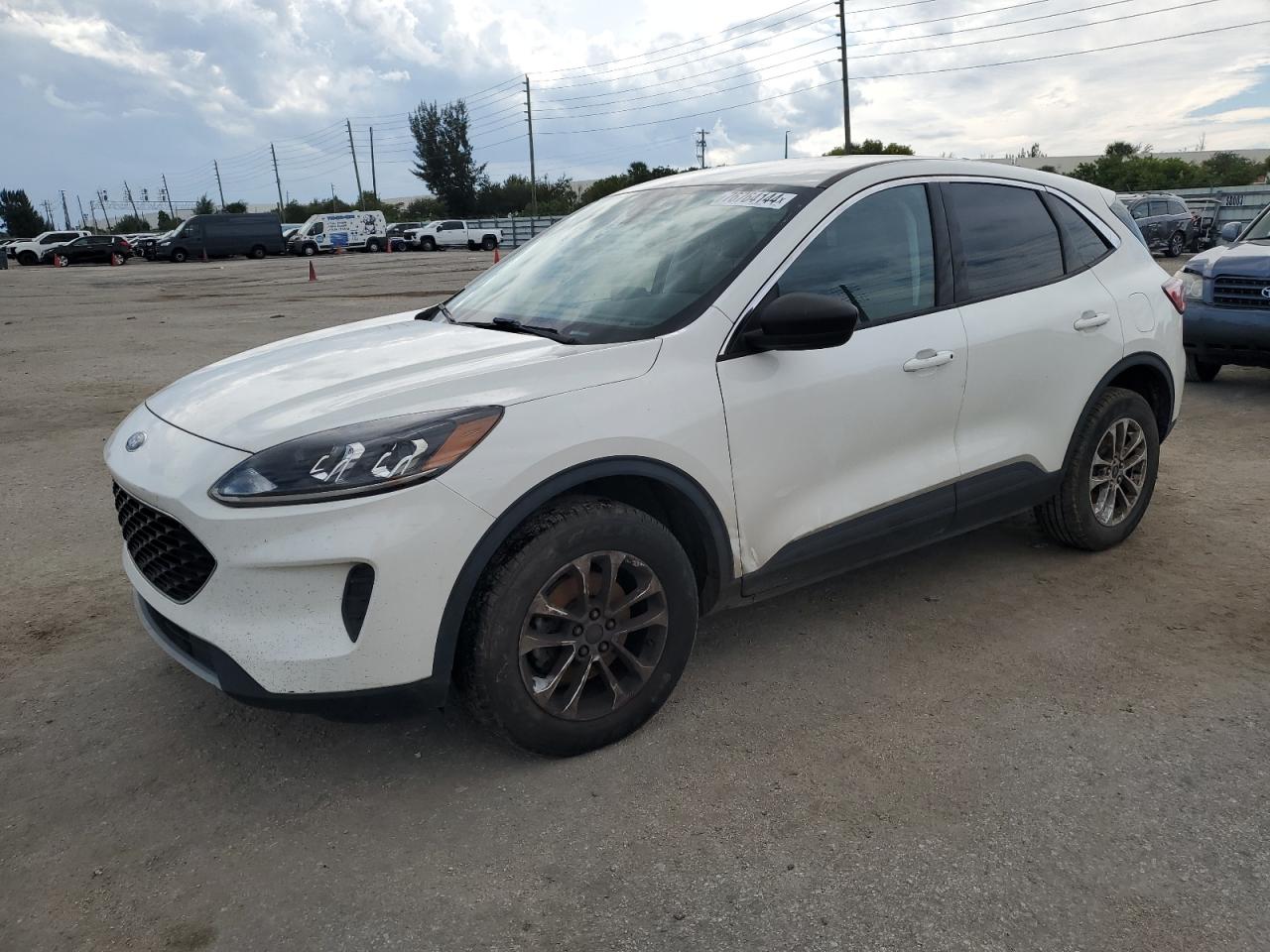 2022 FORD ESCAPE SE VIN:1FMCU9G68NUA60636
