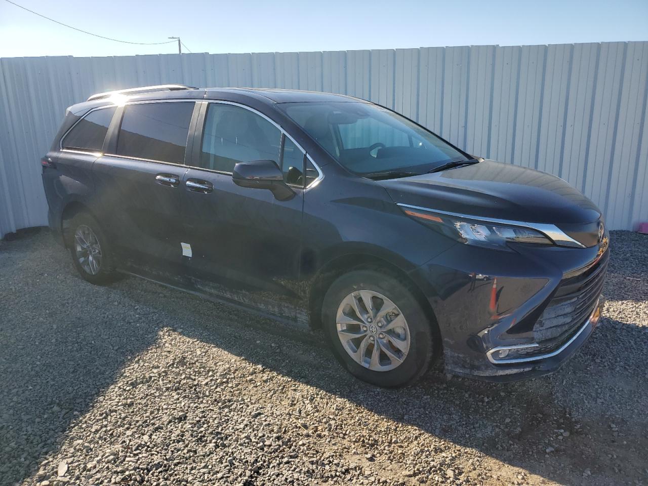 2024 TOYOTA SIENNA XLE VIN:5TDYRKEC9RS194934