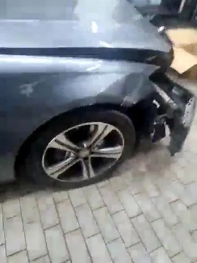 2016 Mercedes-Benz E 300 WDDZF4KB7HA117694 VIN:WDDZF4KB7HA117694