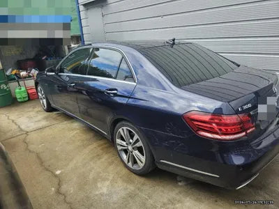 2015 Mercedes-Benz E 300 VIN: