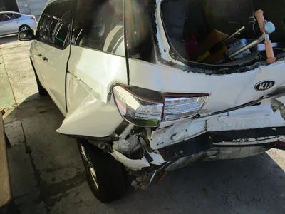 2016 Kia Carnival VIN: