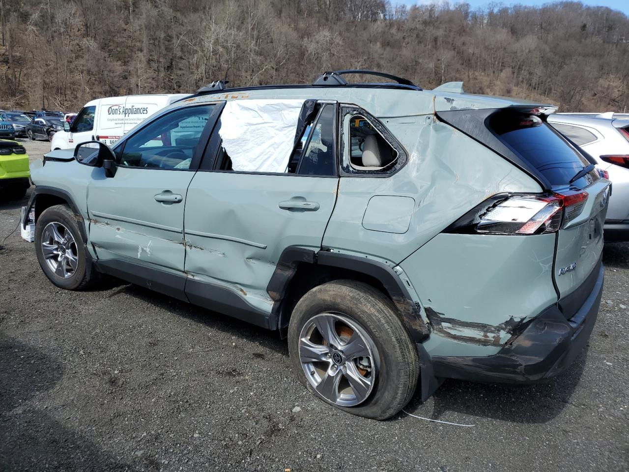 2022 TOYOTA RAV4 XLE VIN:2T3P1RFV8NW309236