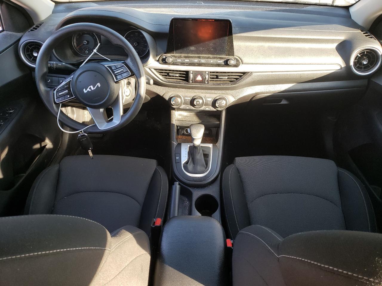 2022 KIA FORTE FE VIN:3KPF24AD3NE432576