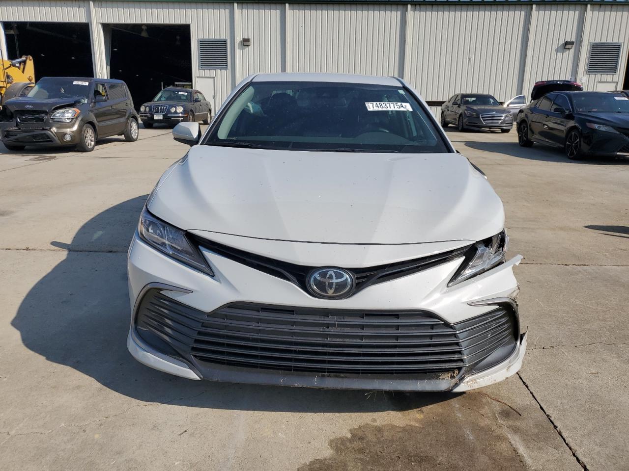 2024 TOYOTA CAMRY LE VIN:4T1C11AK4RU215379