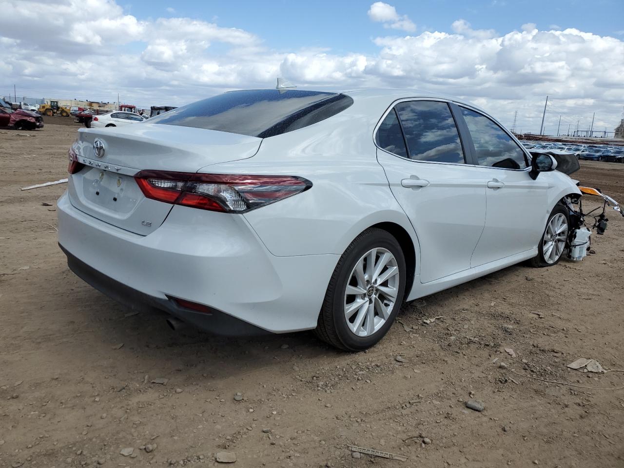 2022 TOYOTA CAMRY LE VIN:4T1C11AK4NU024426