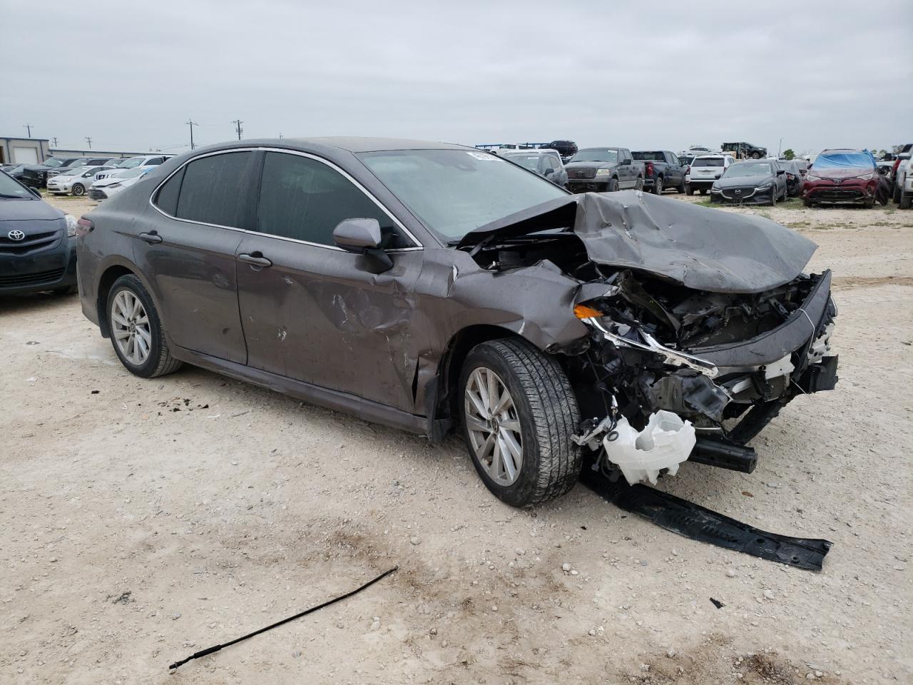 2022 TOYOTA CAMRY LE VIN:4T1C11AK4NU685230