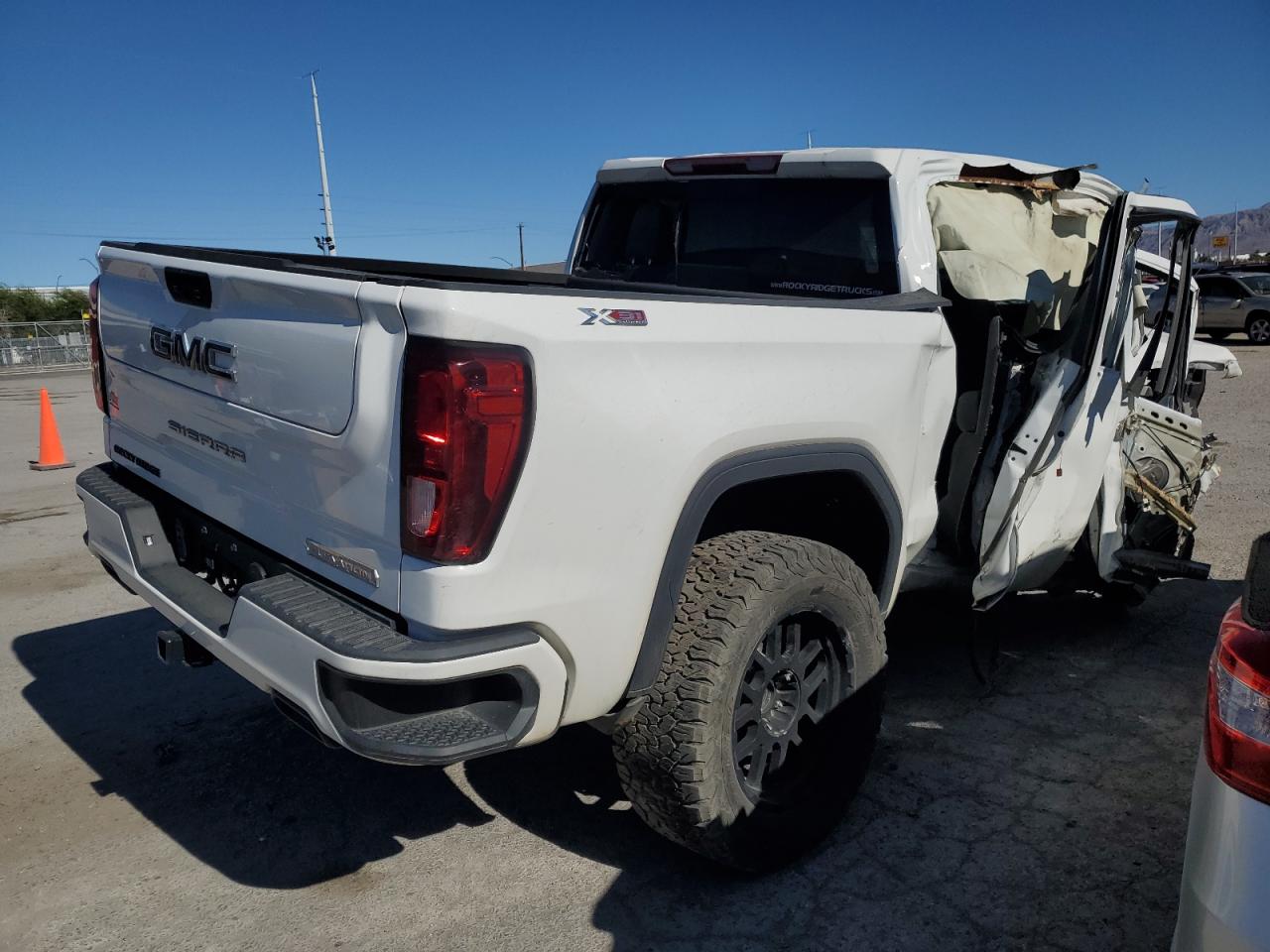 2022 GMC SIERRA LIMITED K1500 ELEVATION VIN:3GTU9CED7NG107098