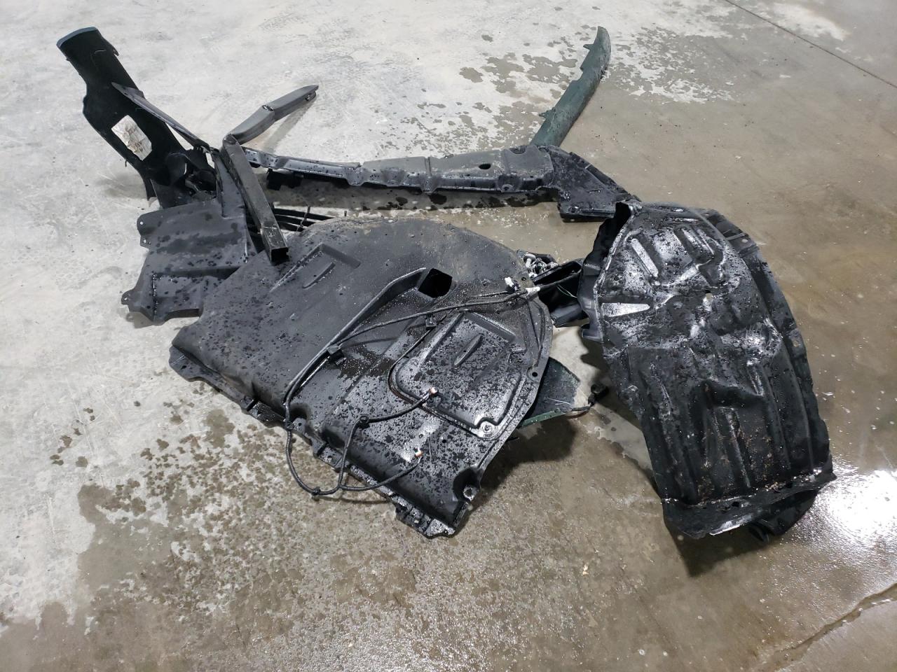 2022 TOYOTA COROLLA CROSS XLE VIN:7MUDAABG7NV023994