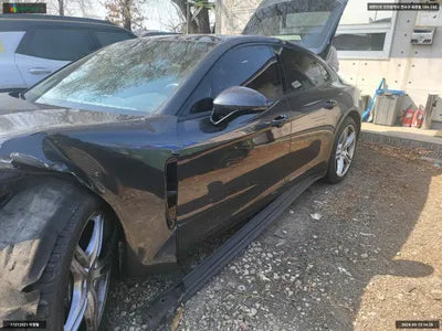 2017 Porsche Panamera WP0AA2A7XHL100772 VIN:WP0AA2A7XHL100772