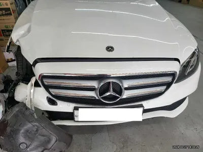 2018 Mercedes-Benz E 200 WDDZF4CB8JA441791 VIN:WDDZF4CB8JA441791