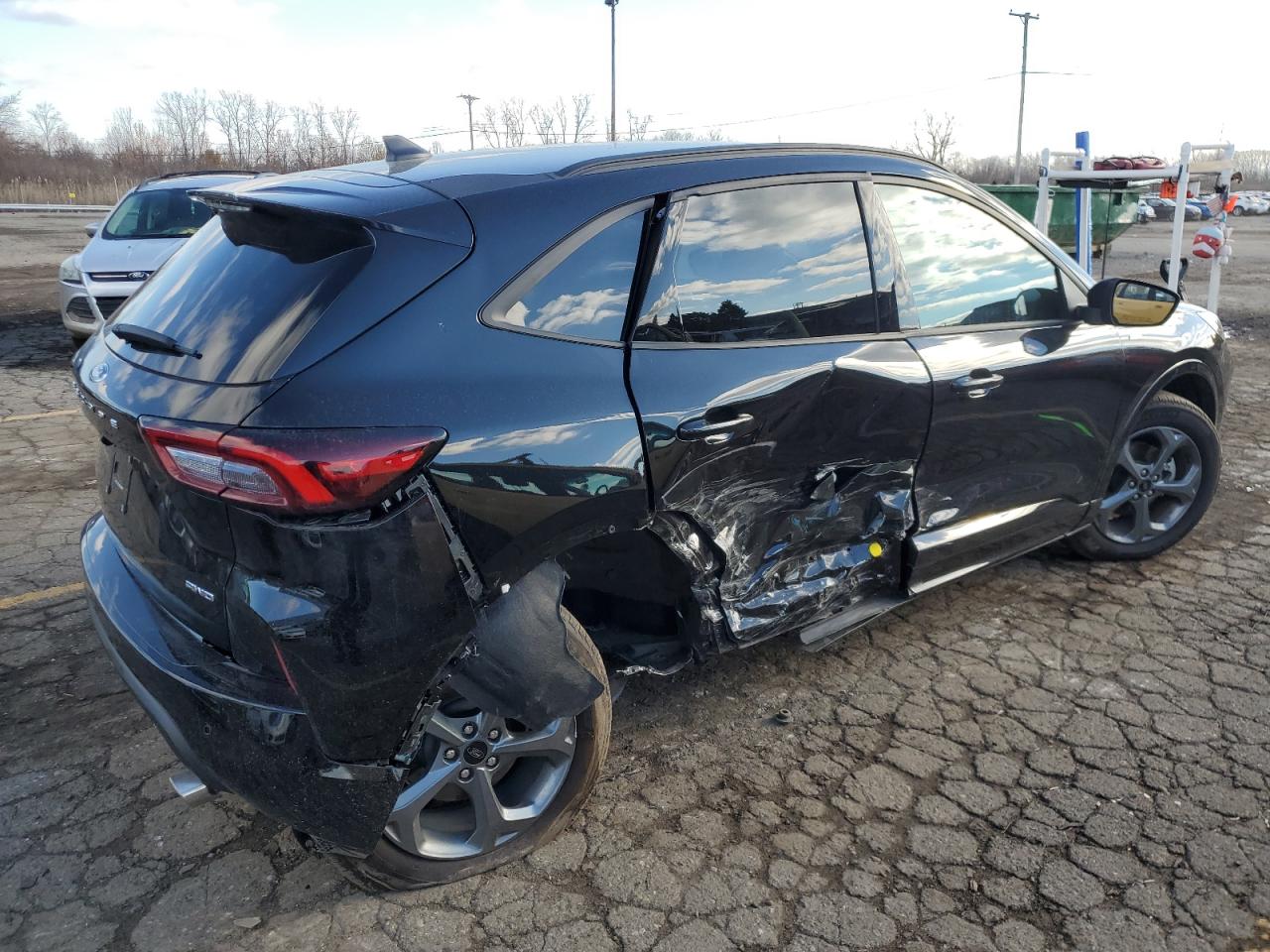 2024 FORD ESCAPE ST LINE VIN:1FMCU9MN5RUB17473