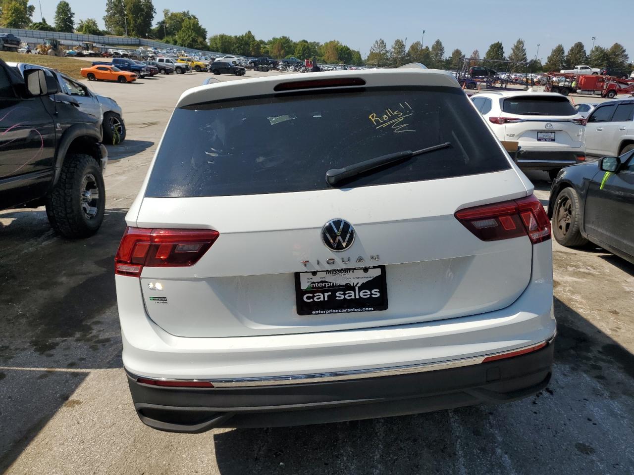2022 VOLKSWAGEN TIGUAN SE VIN:3VV3B7AX5NM094619