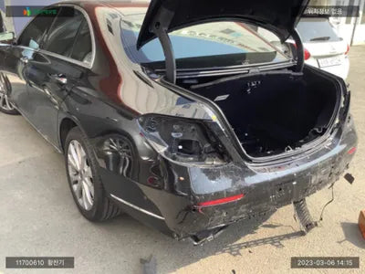 2020 Mercedes-Benz E 300 W1KZF4KB5LA824785 VIN:W1KZF4KB5LA824785