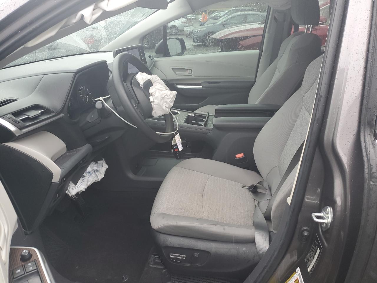 2023 TOYOTA SIENNA LE VIN:5TDKSKFC6PS102927