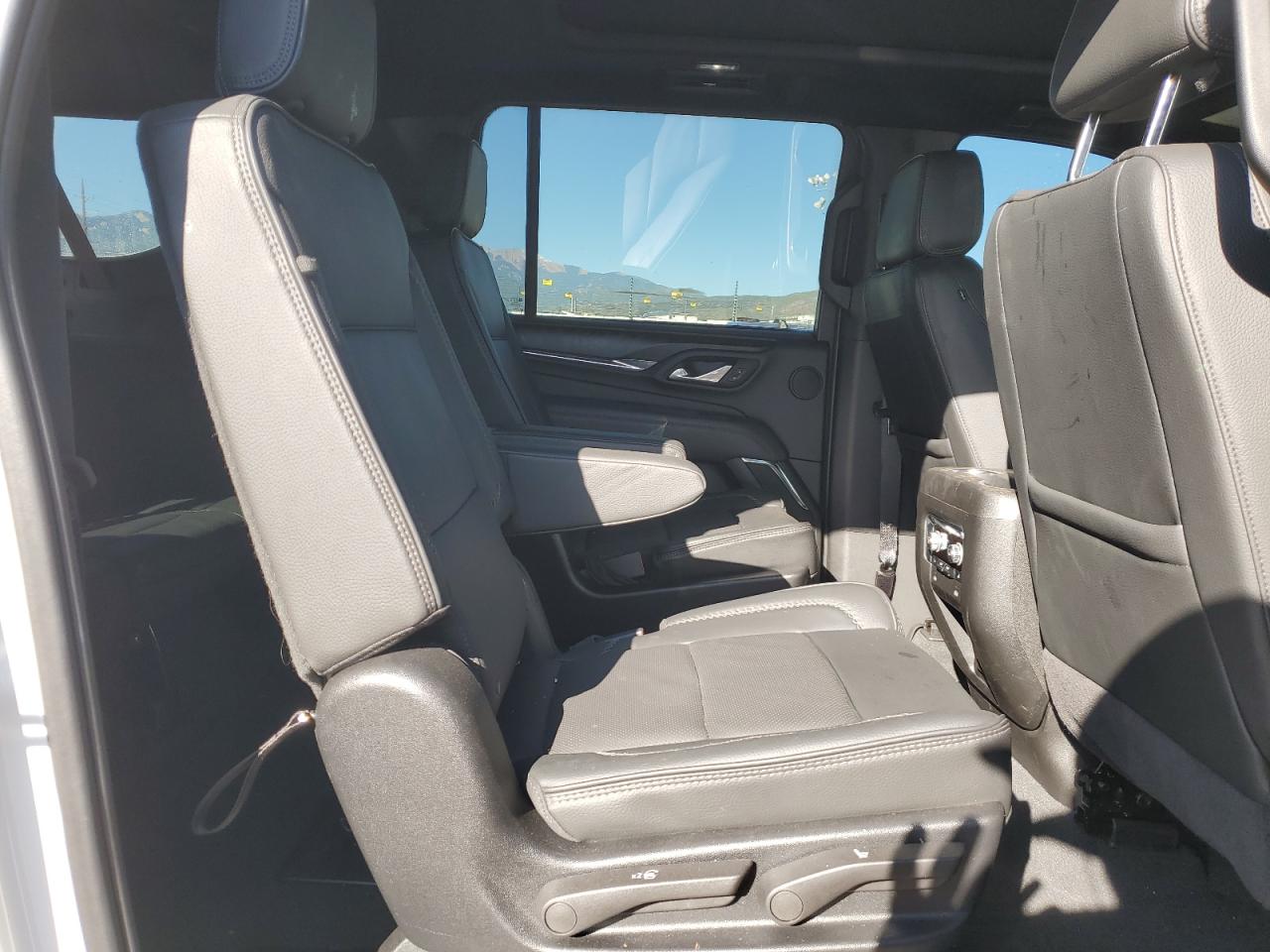 2024 GMC YUKON XL DENALI VIN:1GKS2JKT3RR117603