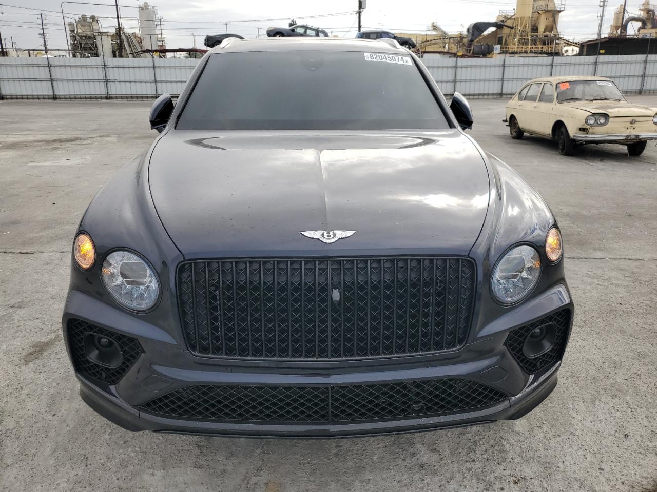 2023 BENTLEY BENTAYGA  VIN:SJAHT2ZV6PC019747