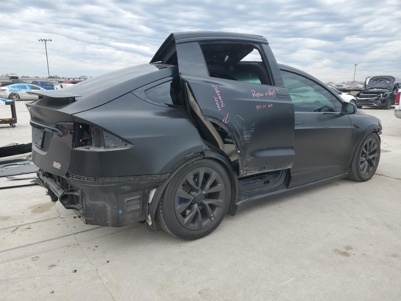 2022 TESLA MODEL X  VIN:7SAXCBE66NF333684