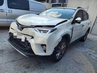 2017 Toyota RAV4 VIN: