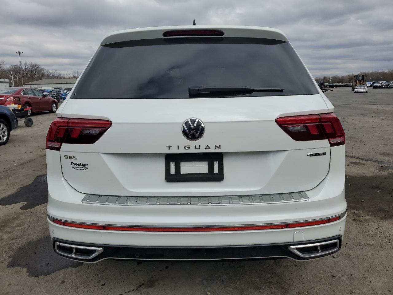 2022 VOLKSWAGEN TIGUAN SEL R-LINE VIN:3VV4B7AX0NM044375
