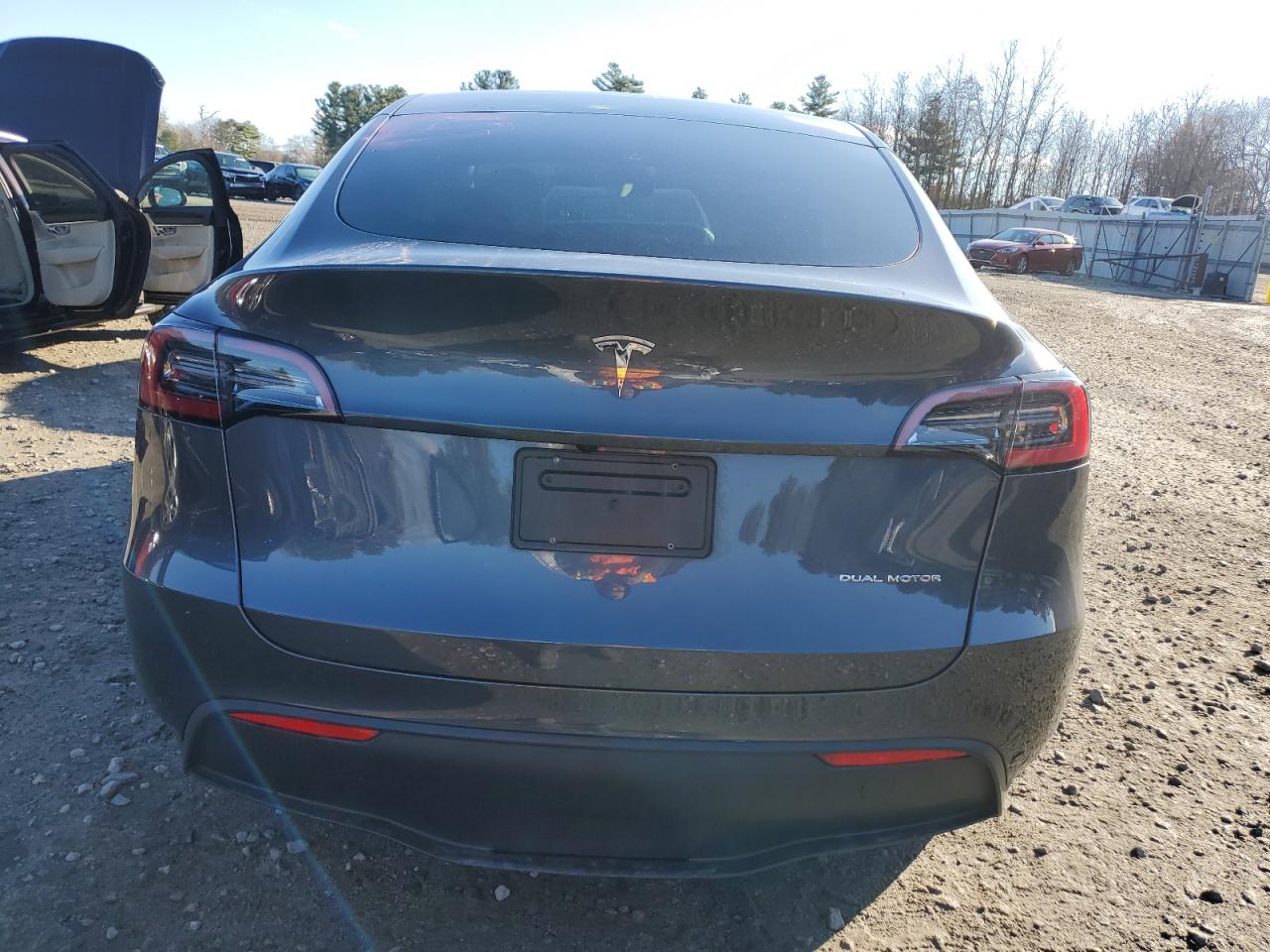 2023 TESLA MODEL Y  VIN:7SAYGDEE6PF884129