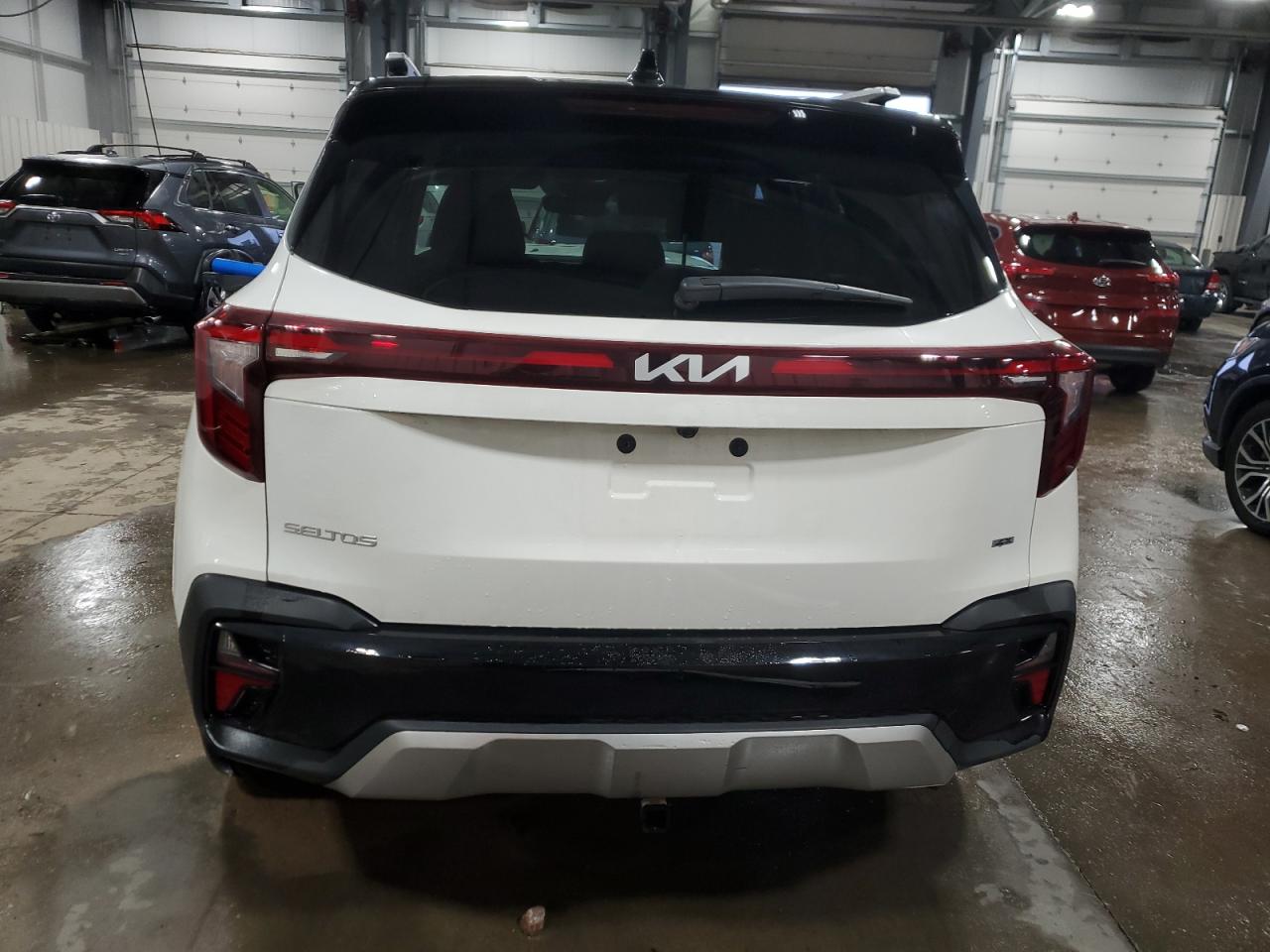 2024 KIA SELTOS SX VIN:KNDETCA77R7564730