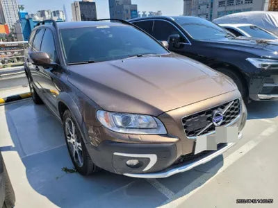 2015 Volvo XC70 VIN: