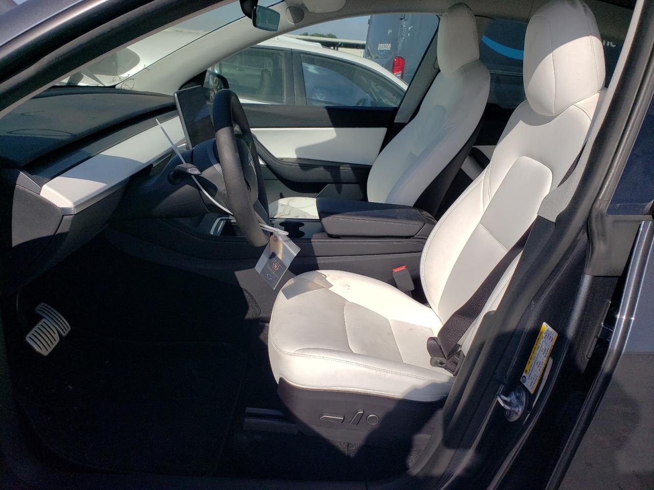 2022 TESLA MODEL Y  VIN:7SAYGDEF2NF411284
