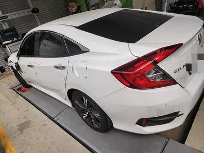 2018 Honda Civic 19XFC2670JE300247 VIN:19XFC2670JE300247